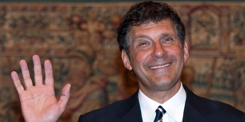 Che squadra tifa Fabrizio Frizzi?